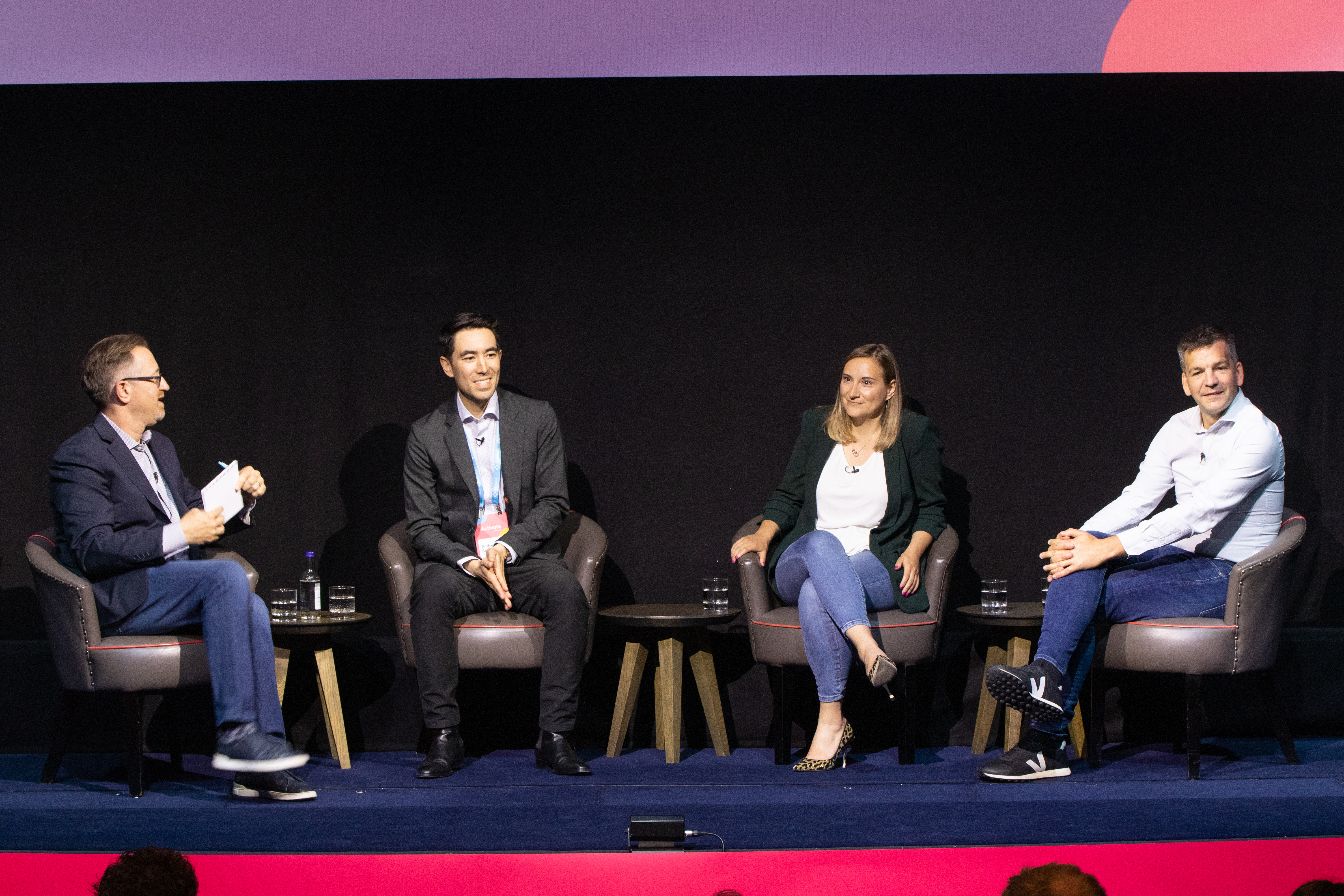 Jeff Samuels, COO of Iterable discusses "AI Beyond the Hype" with Andrew Boni and two Iterable customers — Ben Carter, Global Chief Customer and Marketing Officer of Carwow and Tamara Castelli, Chief Operating Officer at UNiDAYS at Activate Tour London.
