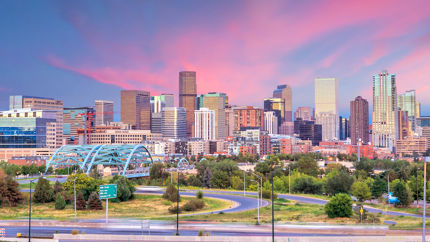 A picture of the Denver skyline.